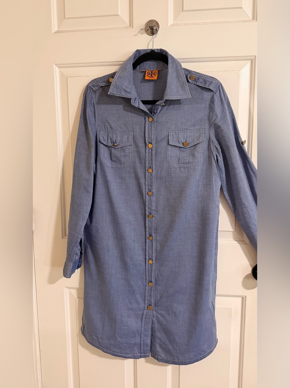 Tory Burch Light Blue Chambray Button-Front Shirt dress with belt loop. As IS